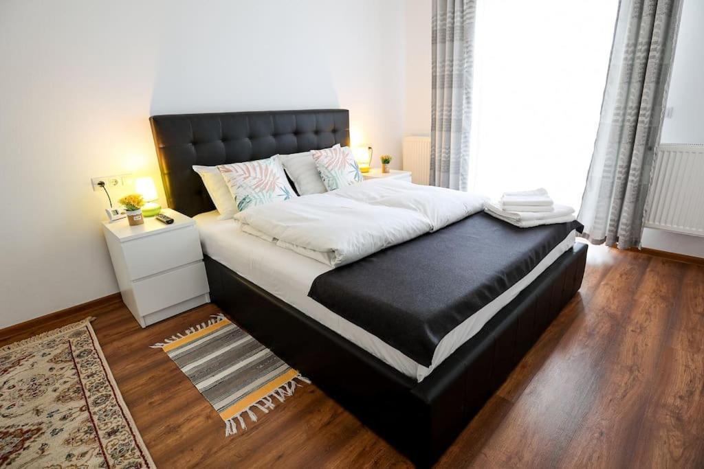 Modern Condo With Parking, ซีบิว ภายนอก รูปภาพ